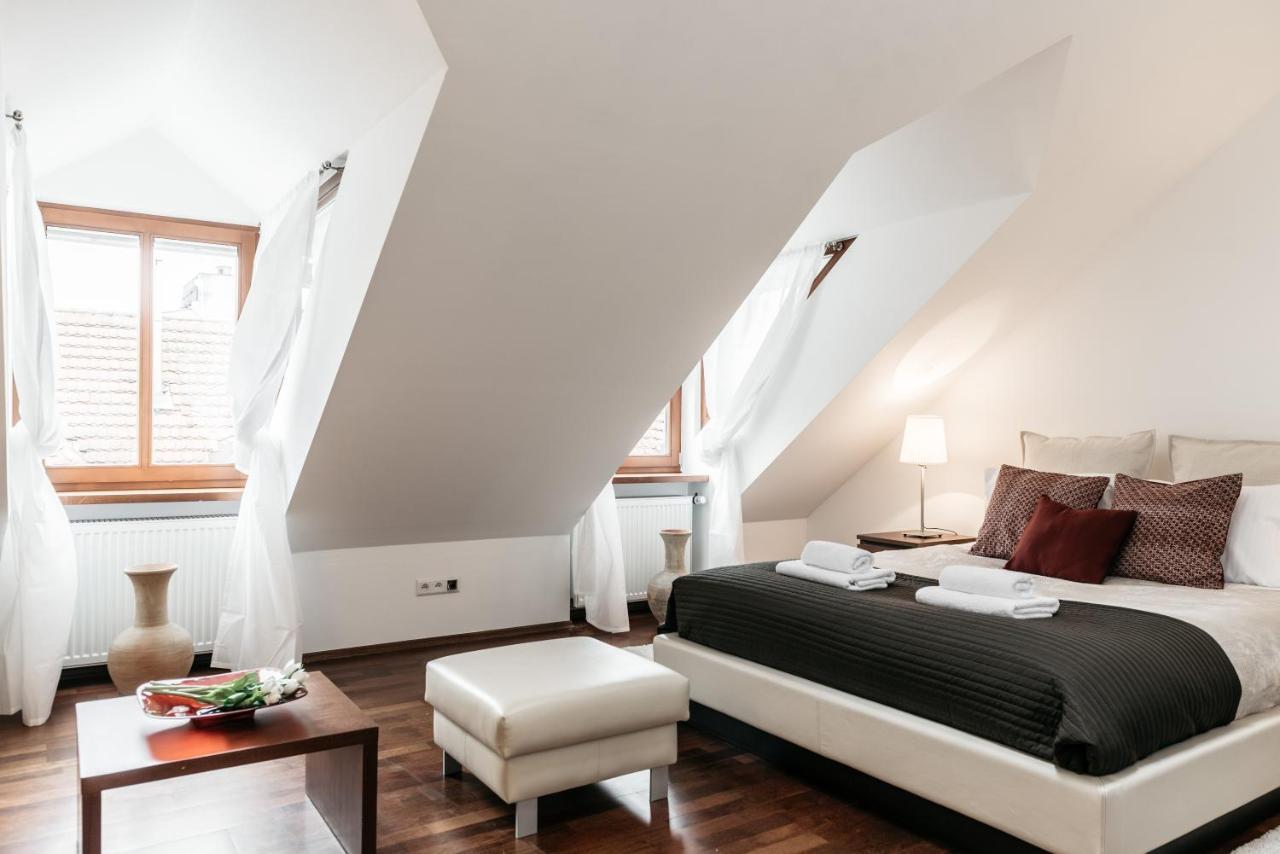 Extravaganza Appartement Krakau Buitenkant foto